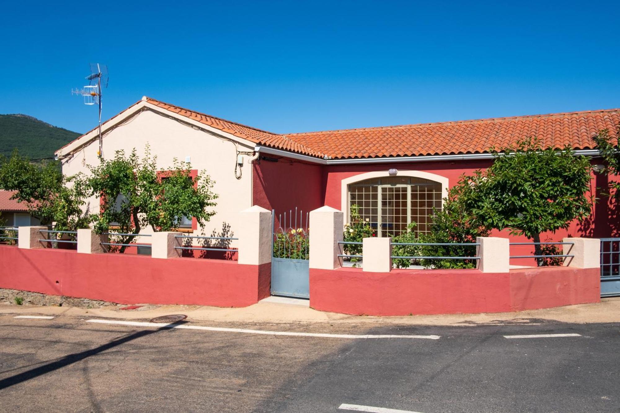 Casa Rural Rinconada La Rinconada de la Sierra Екстериор снимка